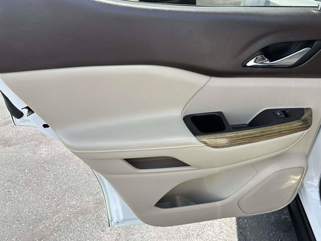 Used 2018 GMC Acadia Denali AWD/4WD image 12