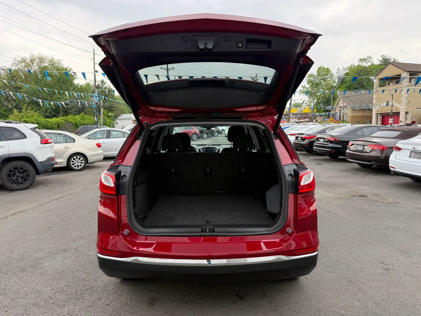 Used 2019 Chevrolet Equinox LT FWD image 10