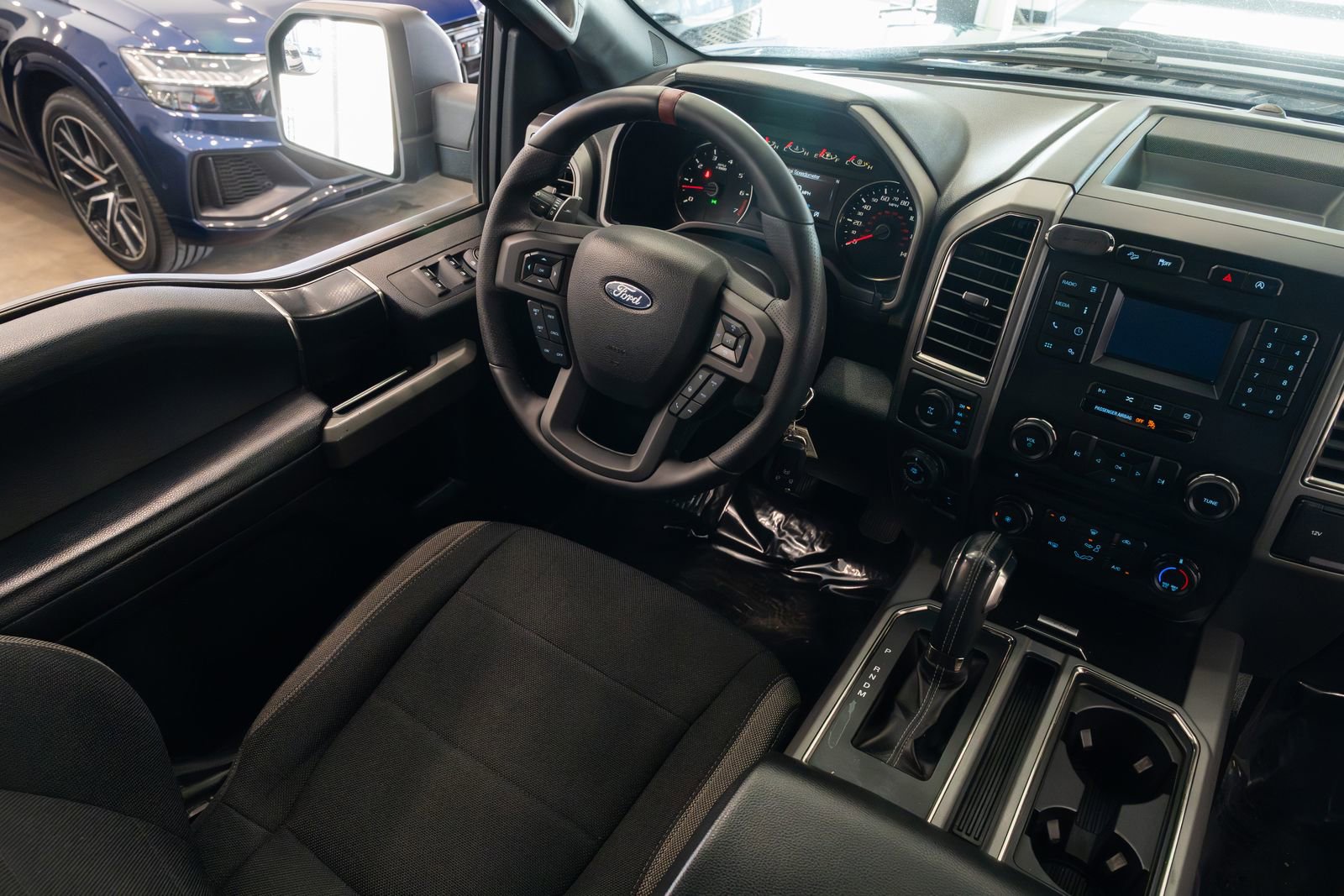 Used 2018 Ford F150 Raptor AWD/4WD image 10