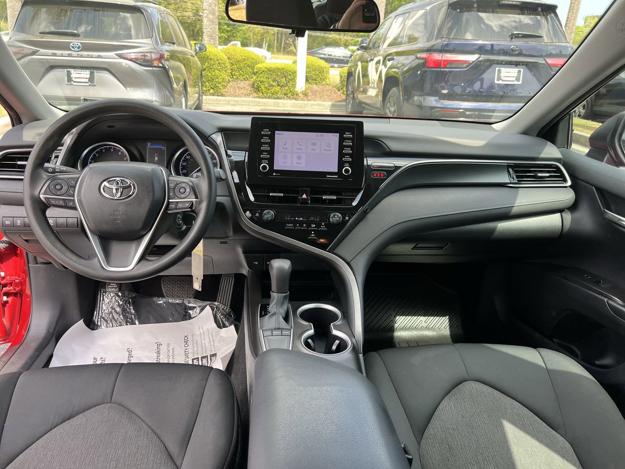 Used 2023 Toyota Camry LE FWD image 31