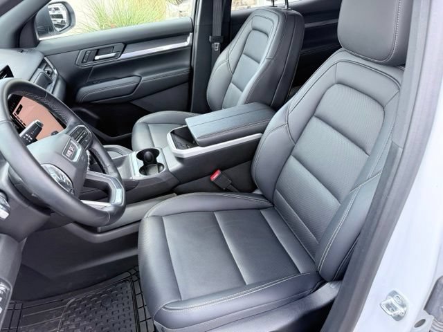 Certified 2026 GMC Terrain Elevation w/ Elevation Premium Package AWD/4WD image 18