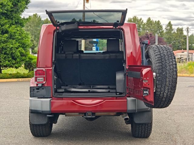 Used 2009 Jeep Wrangler Unlimited Sahara w/ Trailer Tow Group AWD/4WD image 45