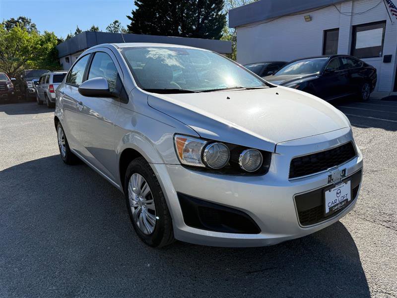 Used 2014 Chevrolet Sonic LS image 4