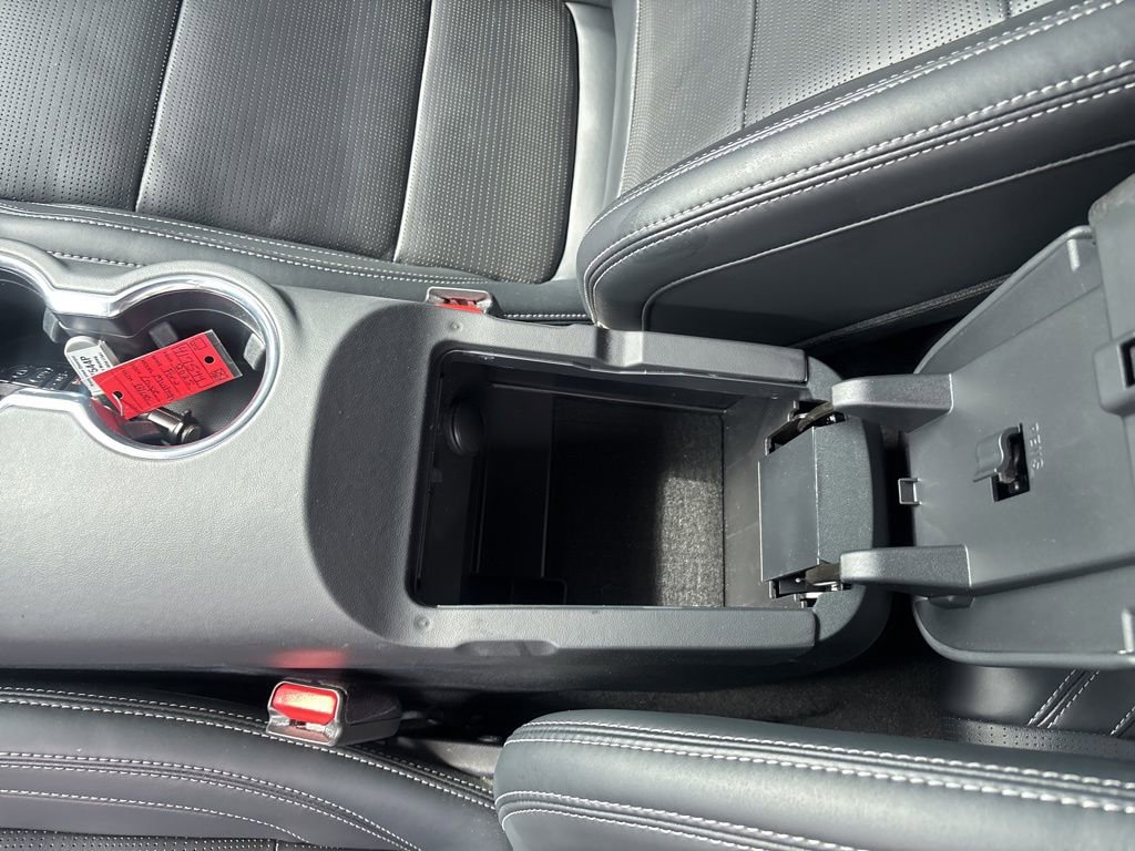 Used 2025 Ford Mustang GT Premium RWD image 36