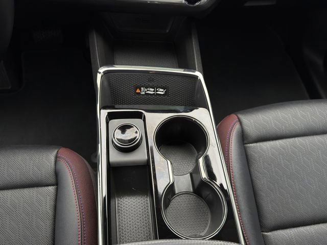 Used 2025 Chevrolet Equinox RS w/ Safety and Technology Package image 21