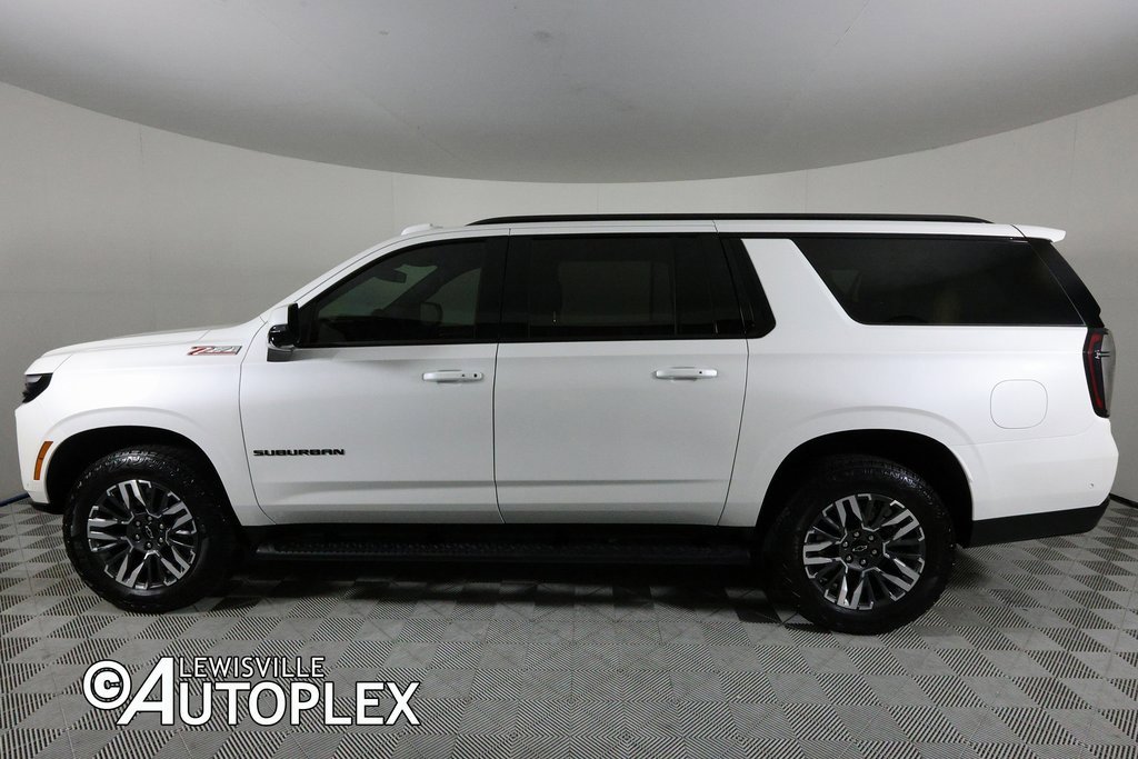 Used 2025 Chevrolet Suburban Z71 w/ Comfort Package image 10