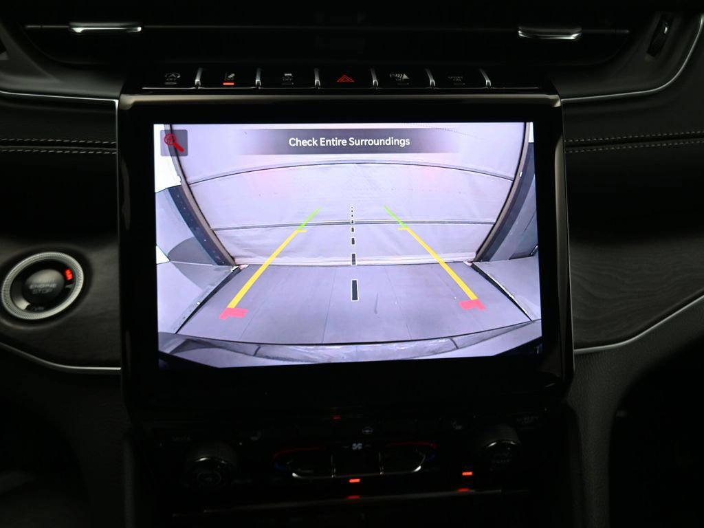 New 2025 Jeep Grand Cherokee L Limited w/ Black Appearance Package image 22