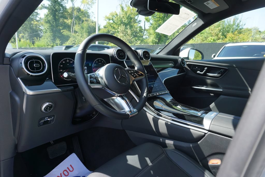 Certified 2025 Mercedes-Benz GLC 300 image 12