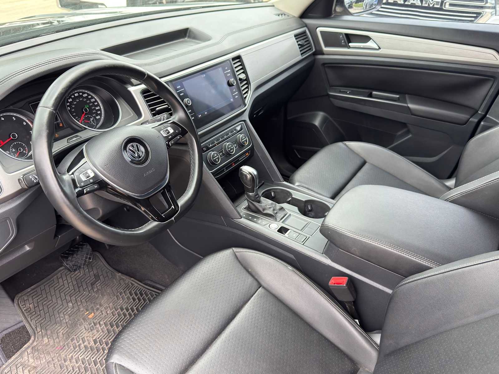 Used 2019 Volkswagen Atlas SE FWD image 8