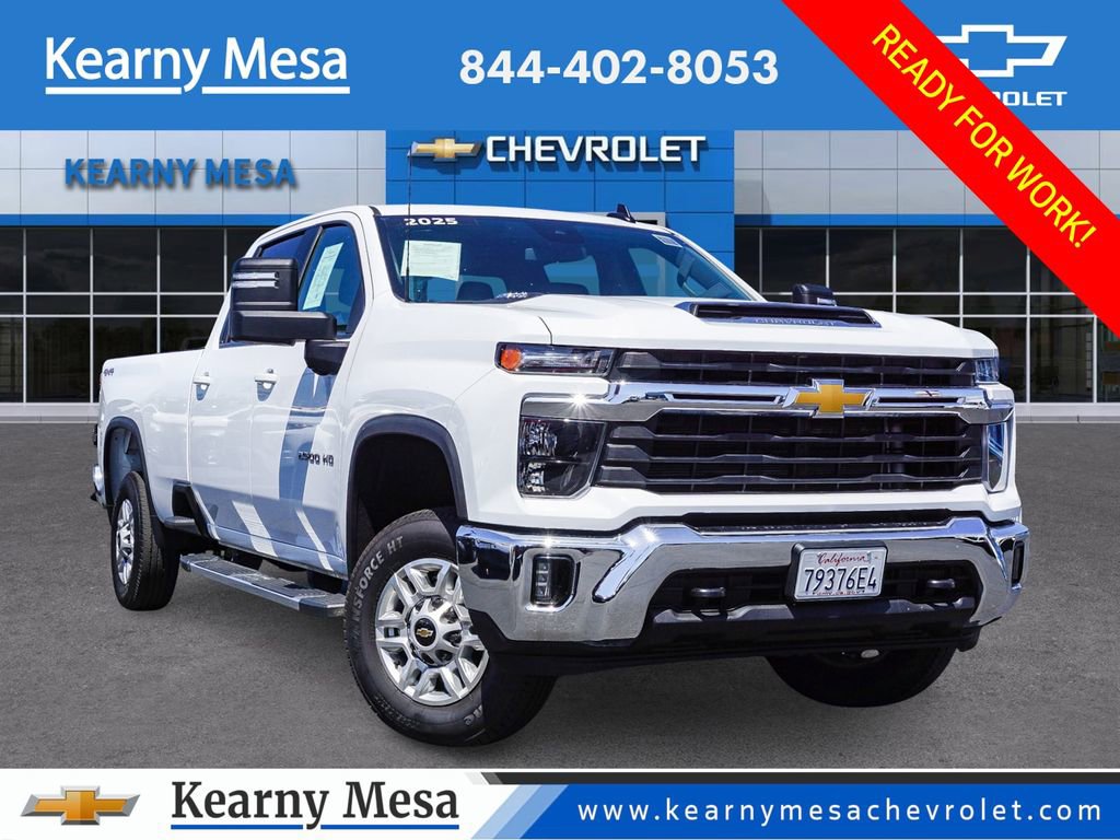 Used 2025 Chevrolet Silverado 2500 LT w/ Convenience Package AWD/4WD image 1