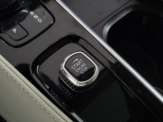 Used 2022 Volvo S90 B6 Inscription w/ Advanced Package AWD/4WD image 35