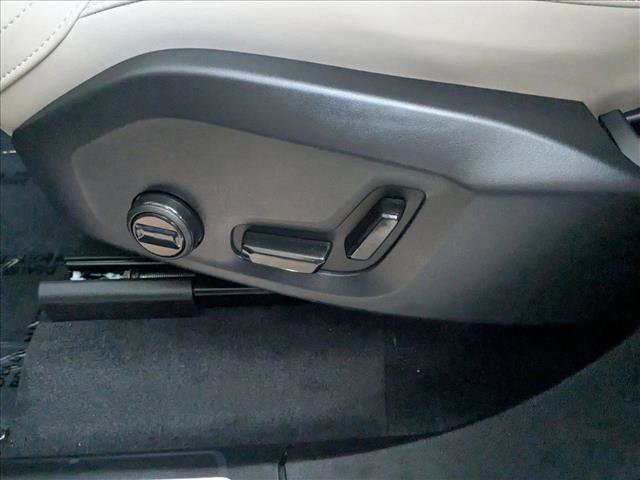 New 2026 Volvo XC90 B6 Plus w/ Protection Package image 4