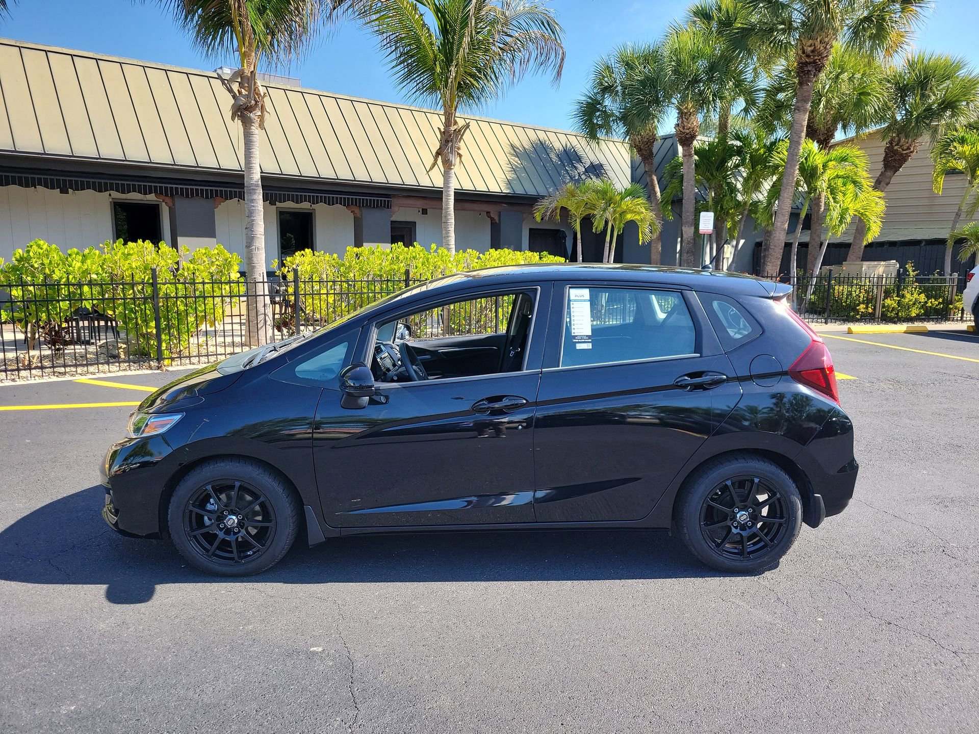 Used 2019 Honda Fit LX image 9