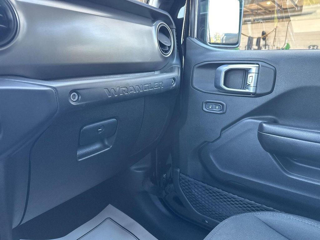 Used 2020 Jeep Wrangler Unlimited Sport S image 16