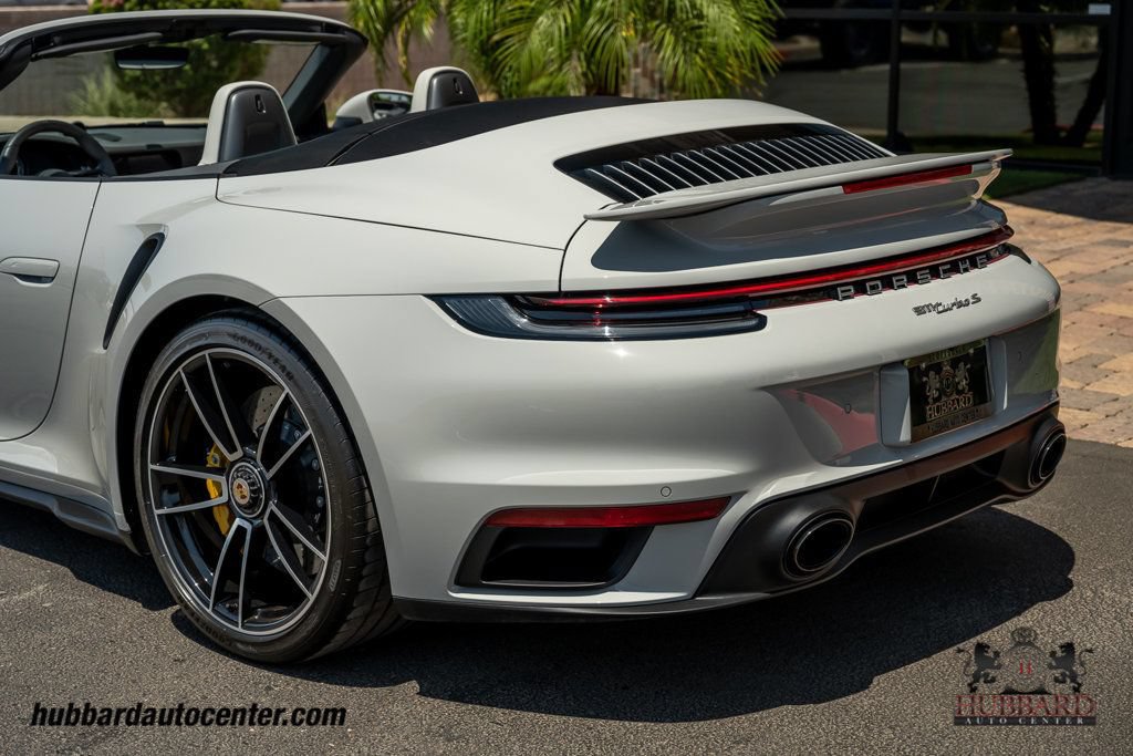 Used 2022 Porsche 911 Cabriolet AWD/4WD image 38