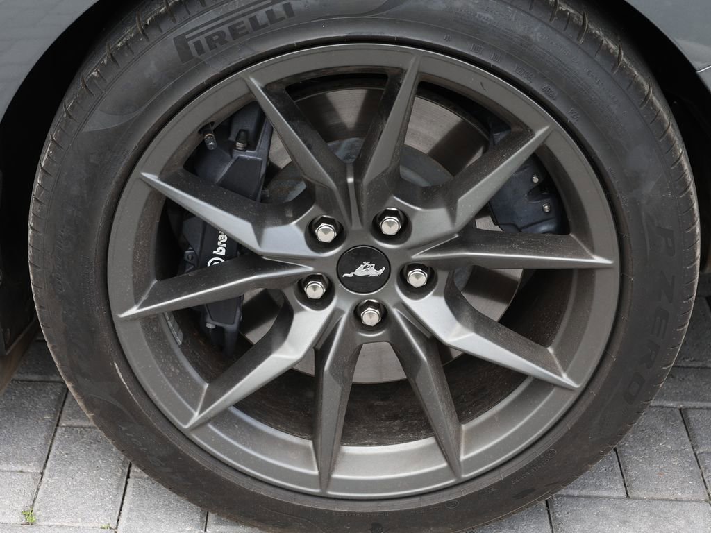 Used 2025 Ford Mustang Dark Horse image 40