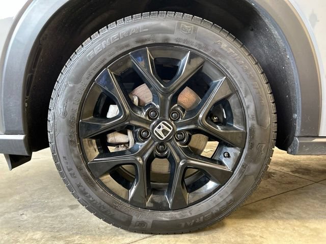 Certified 2025 Honda HR-V Sport image 11