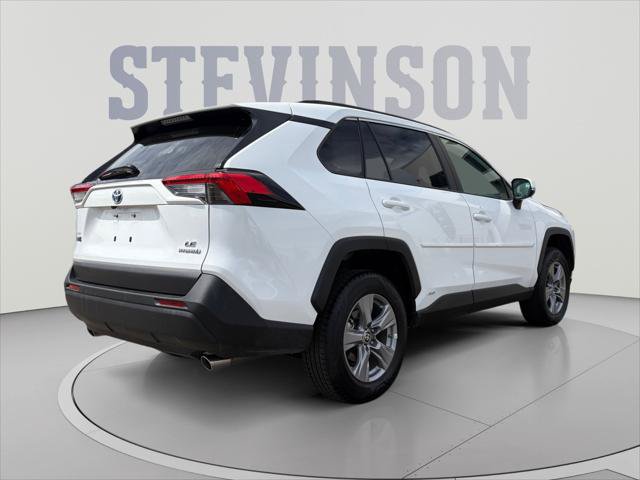 Certified 2024 Toyota RAV4 LE AWD/4WD image 5