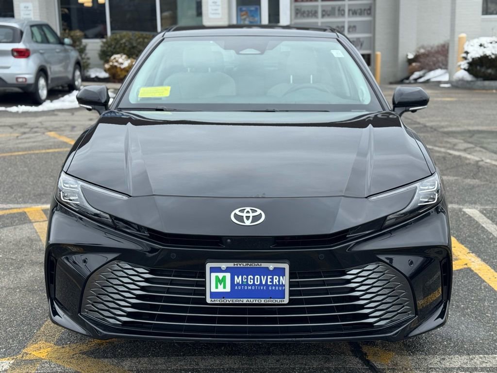 Used 2025 Toyota Camry XLE w/ Premium Plus Package AWD/4WD image 9