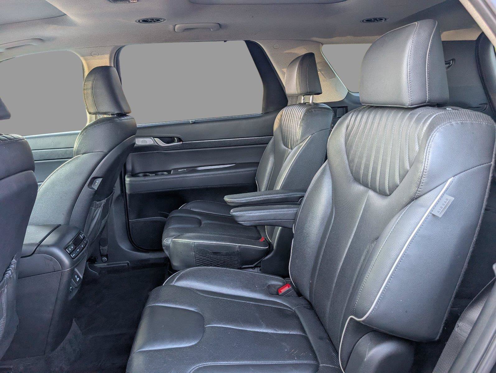 Used 2023 Hyundai Palisade Limited FWD image 35