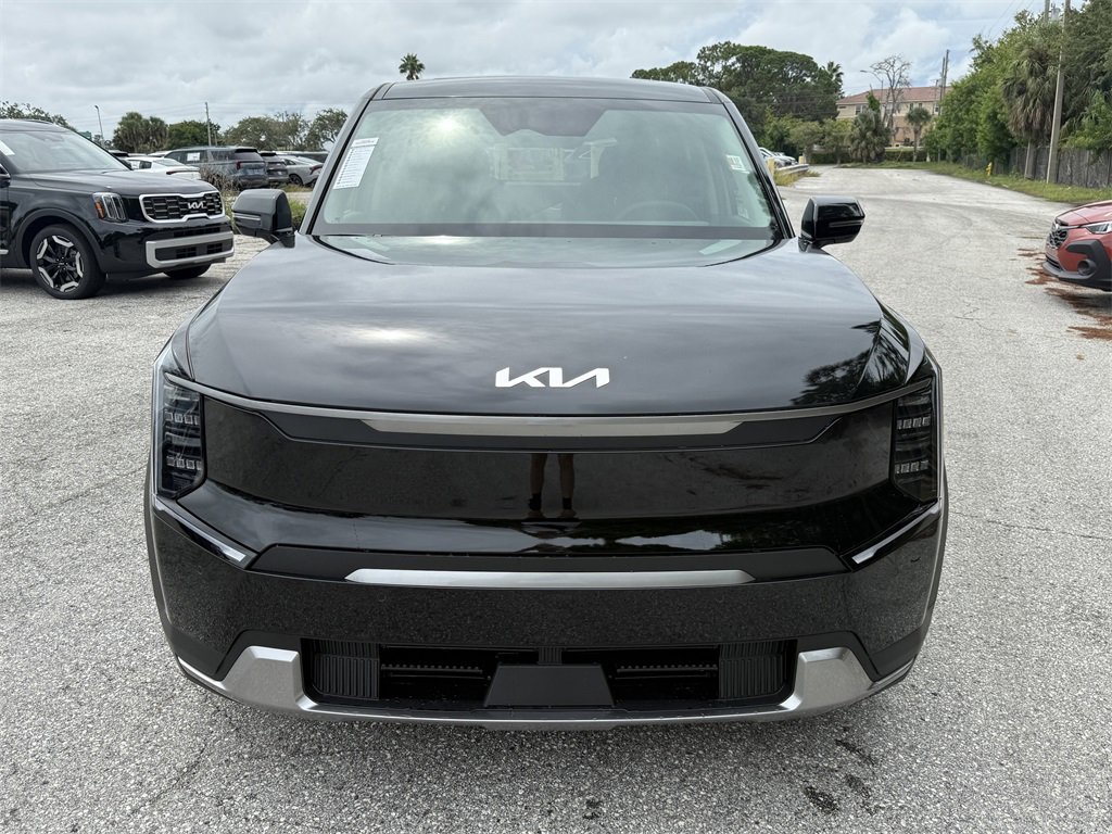 New 2026 Kia EV9 Light image 9