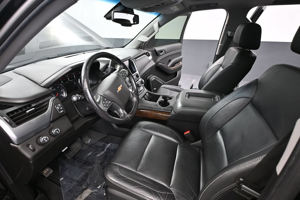Used 2019 Chevrolet Tahoe LT w/ RST Edition AWD/4WD image 26