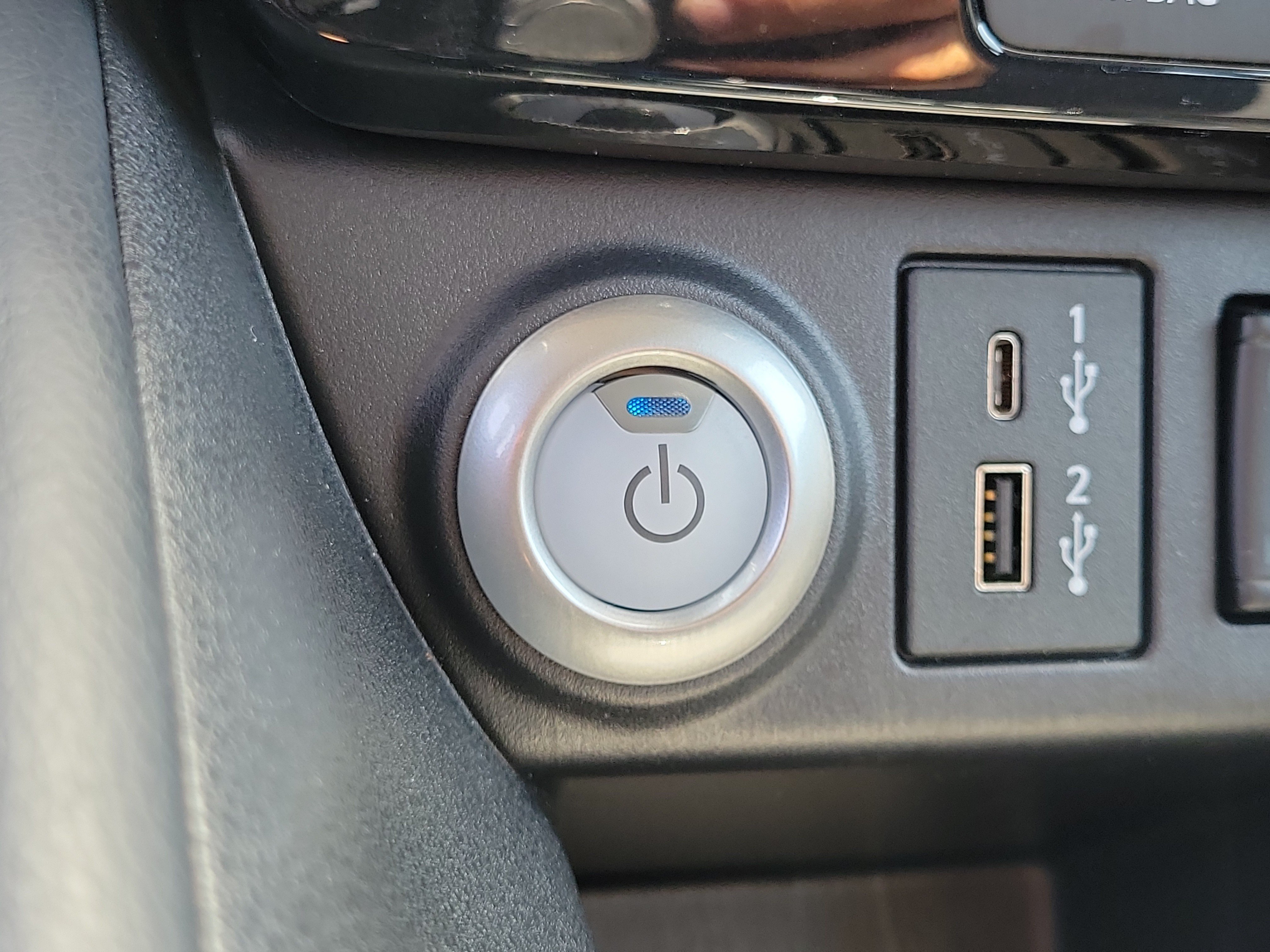 Certified 2024 Nissan Leaf SV Plus FWD image 28