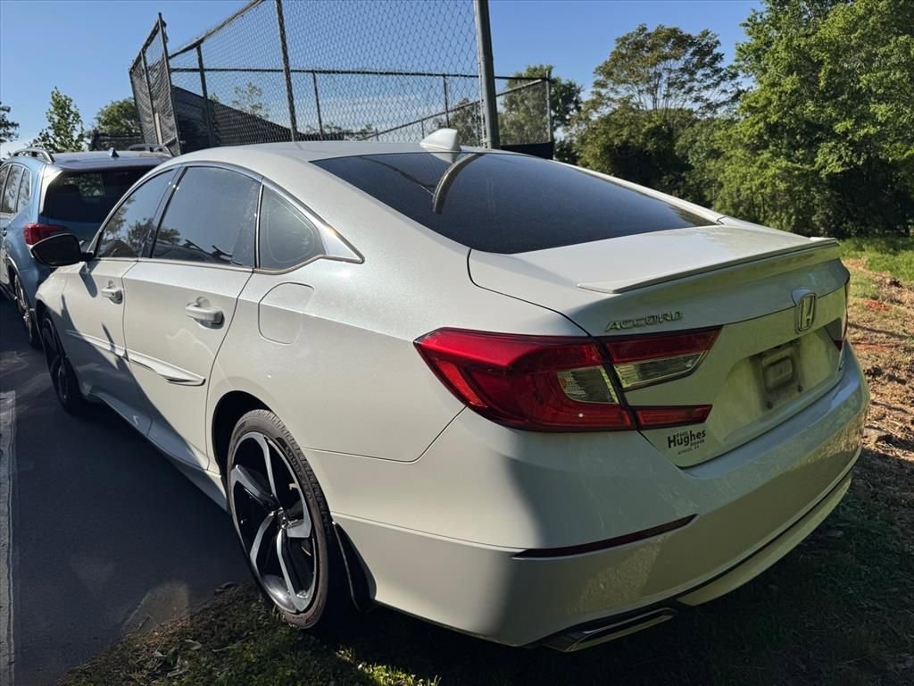 Used 2018 Honda Accord Sport image 7