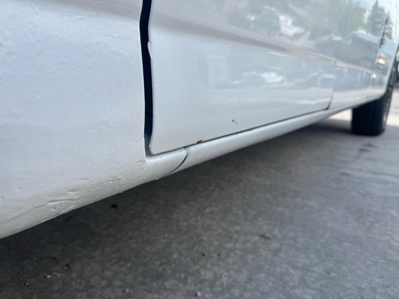 Used 2011 Chevrolet Express 1500 RWD image 13