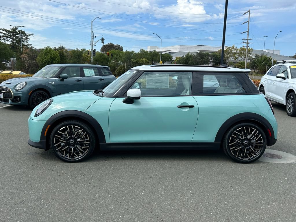 New 2026 MINI Cooper S image 2