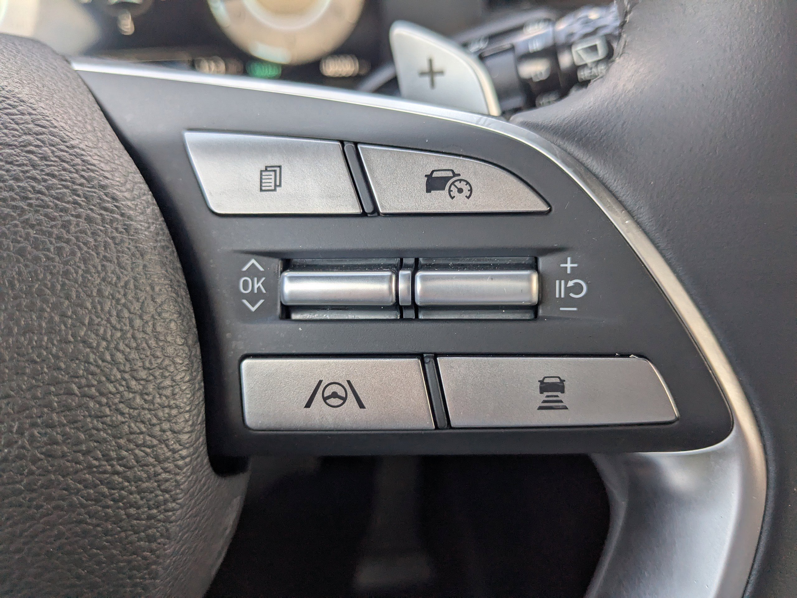 Used 2023 Hyundai Palisade Calligraphy image 32