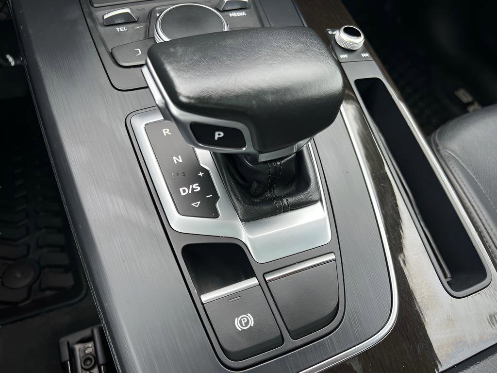 Used 2019 Audi Q5 2.0T Premium w/ Convenience Package image 40