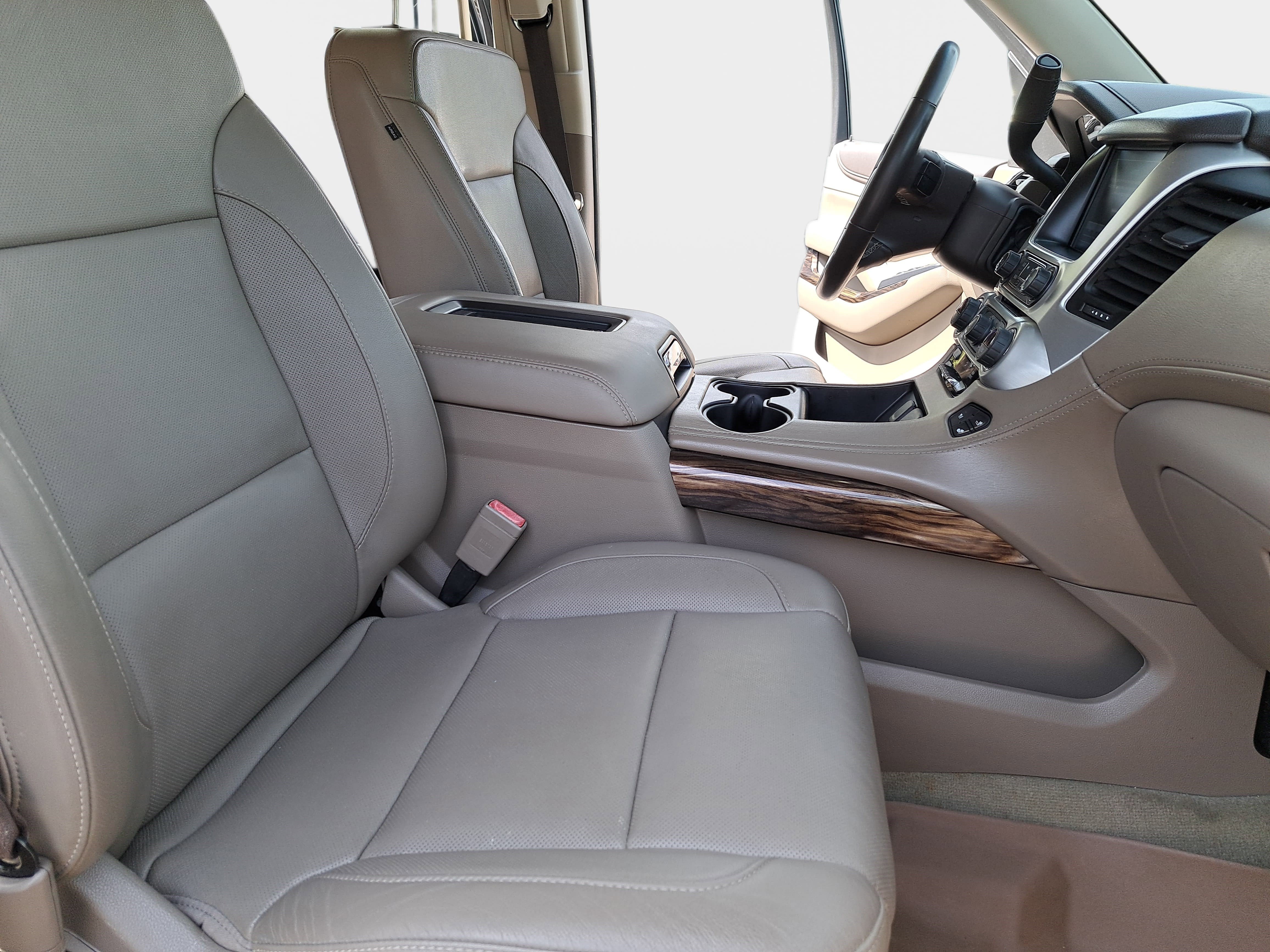 Used 2017 GMC Yukon XL SLT w/ Premium Edition image 10