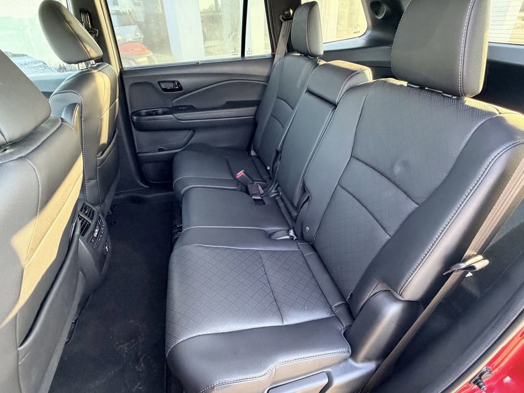 Used 2023 Honda Passport Elite image 19
