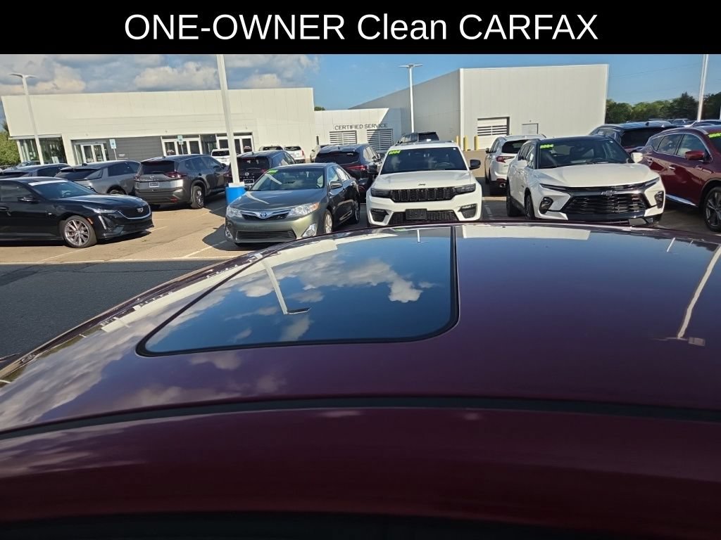 Used 2017 Hyundai Elantra Sport w/ Sport Premium Package 06 FWD image 7