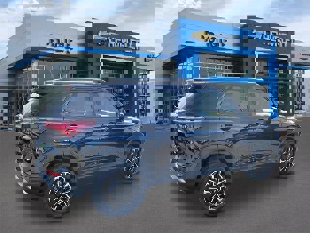 New 2026 Chevrolet TrailBlazer LT w/ LT Cold Weather Package image 2