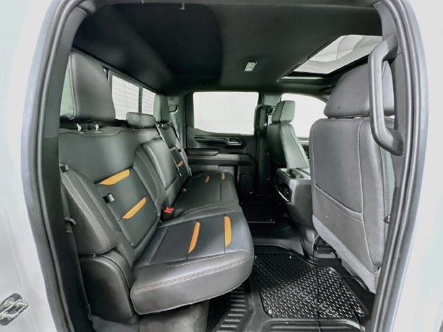 Used 2022 GMC Sierra 1500 AT4 w/ Sierra Safety Plus Package AWD/4WD image 29