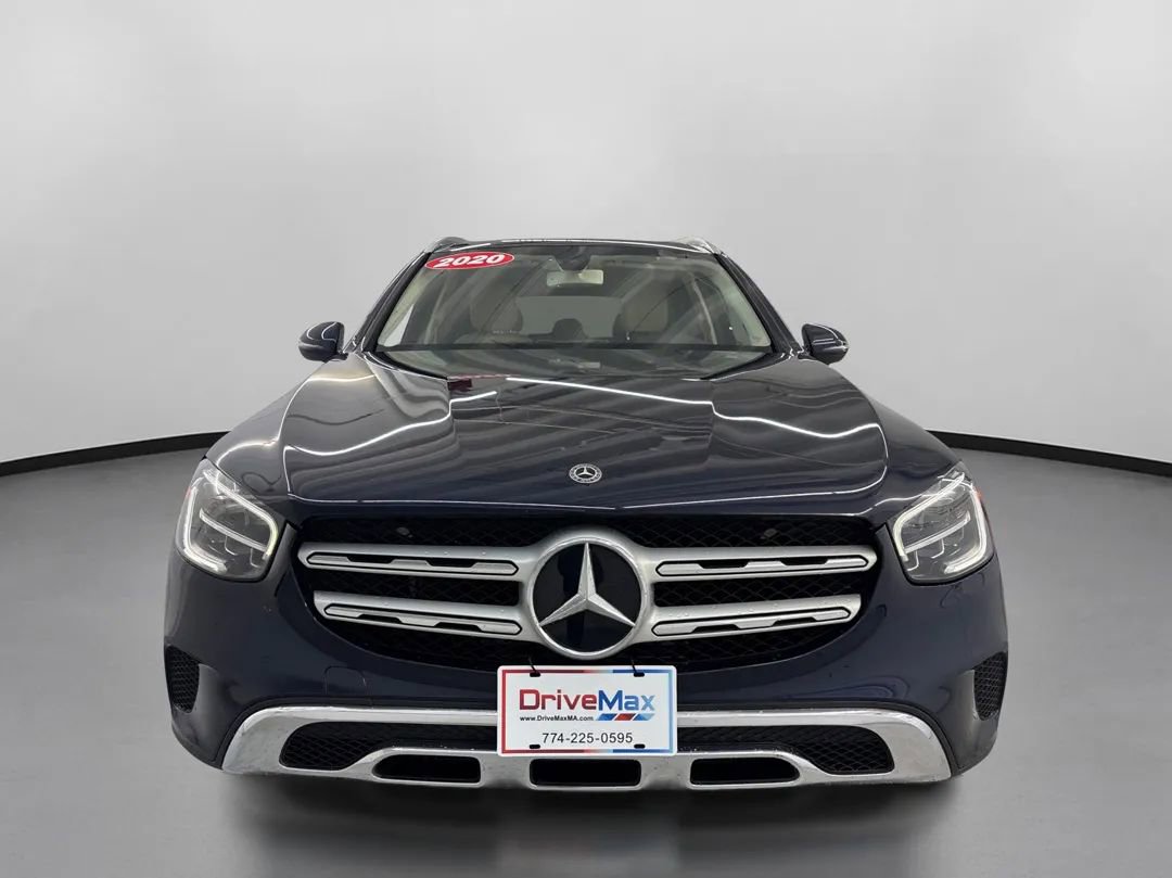 Used 2020 Mercedes-Benz GLC 300 4MATIC image 2