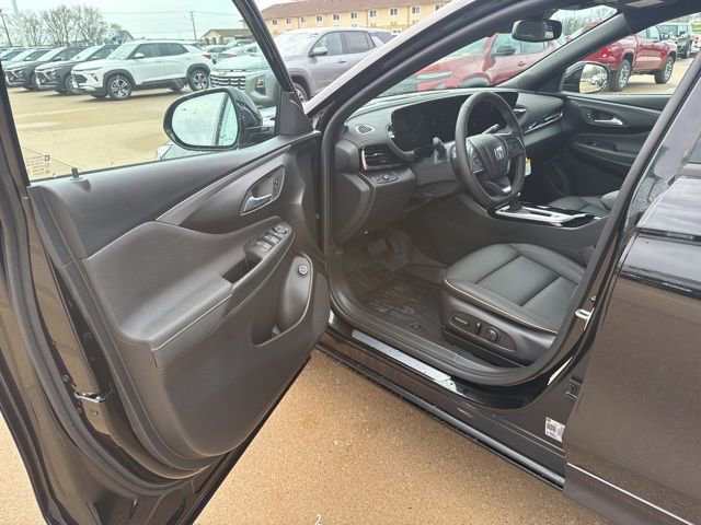 New 2026 Buick Envista Avenir image 9