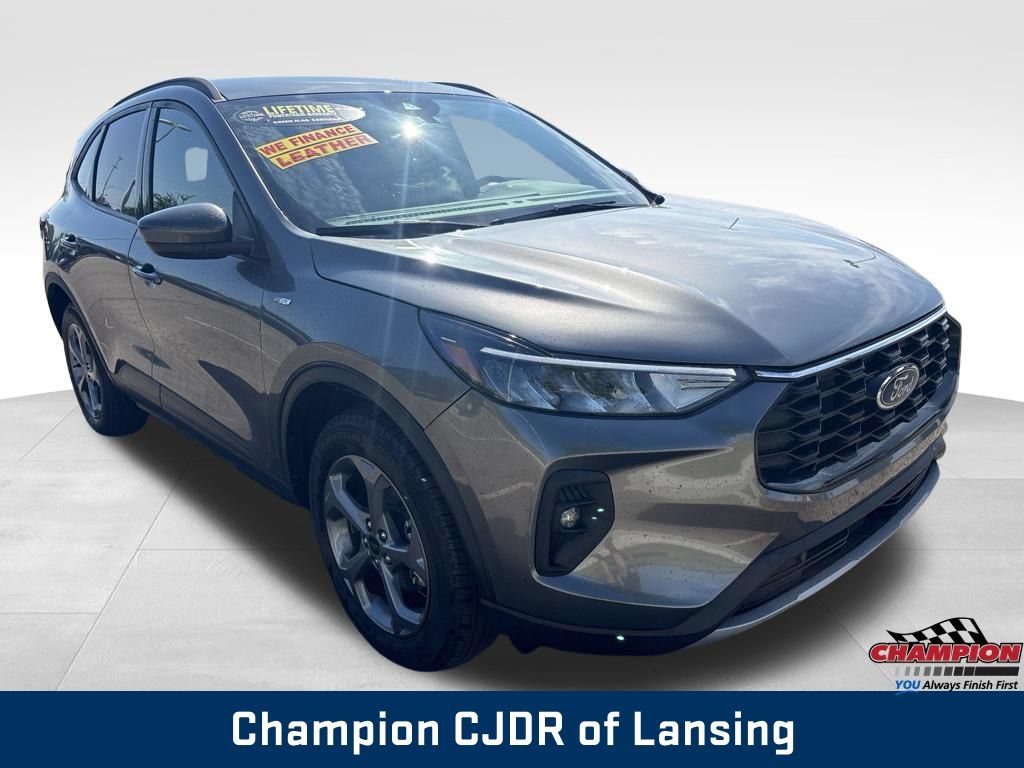 Used 2025 Ford Escape ST-Line Select AWD/4WD image 10