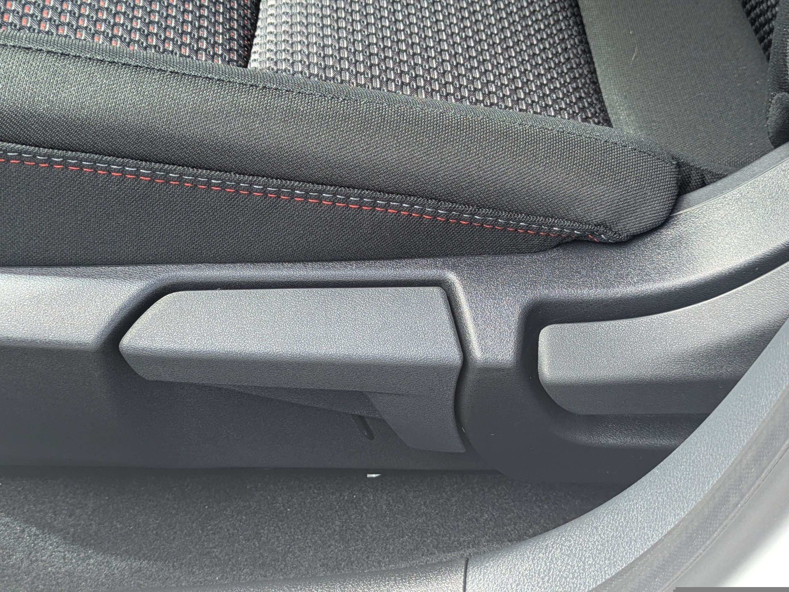 New 2026 Nissan Sentra SR w/ SR All Weather Package FWD image 20