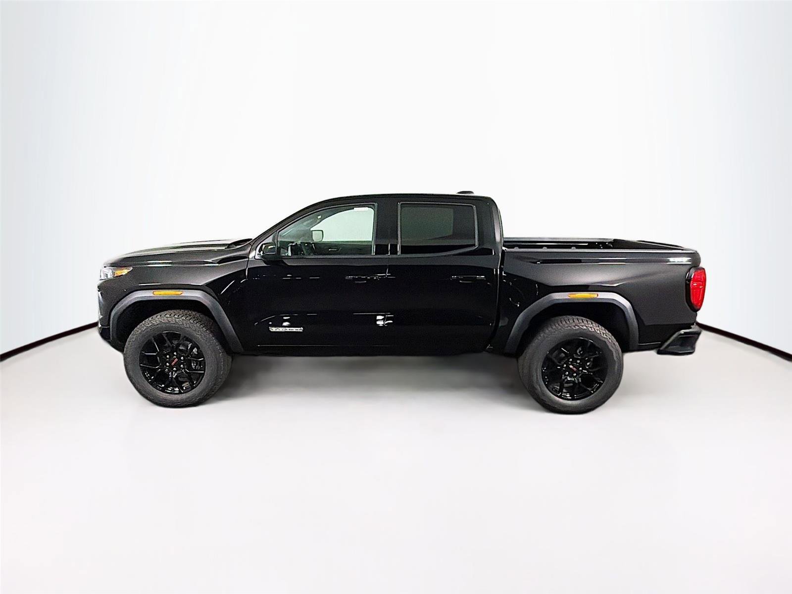 New 2025 GMC Canyon Elevation w/ Convenience Package image 4