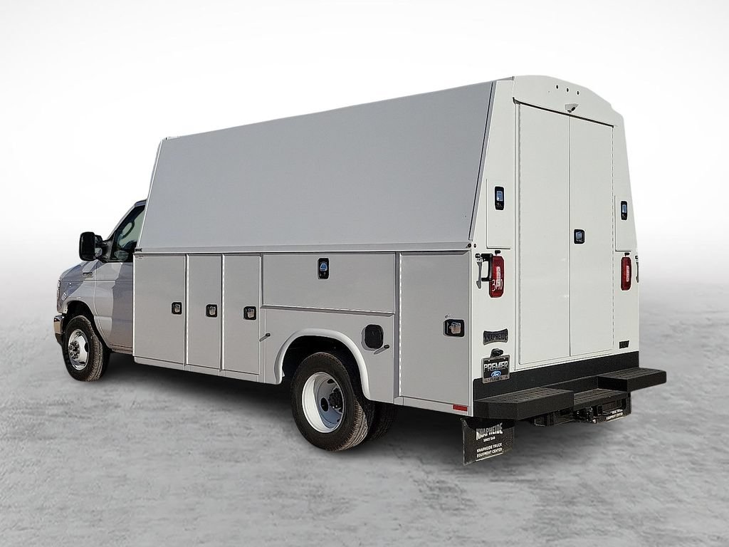 New 2026 Ford E-350 and Econoline 350 Super Duty w/ Power Equipment Group RWD image 7