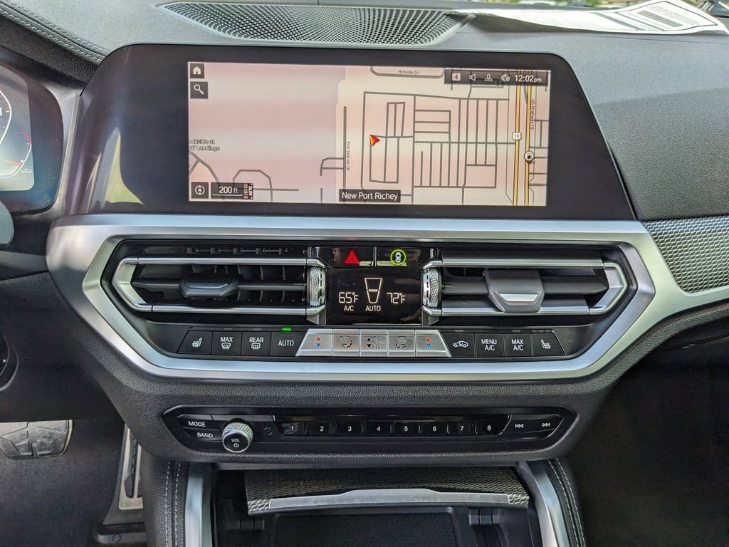 Used 2022 BMW M440i Convertible w/ Premium Package image 22