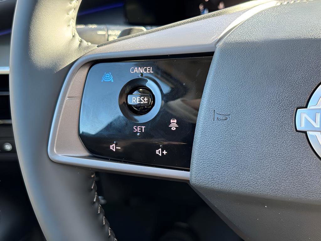 Certified 2025 Nissan Murano SL image 19