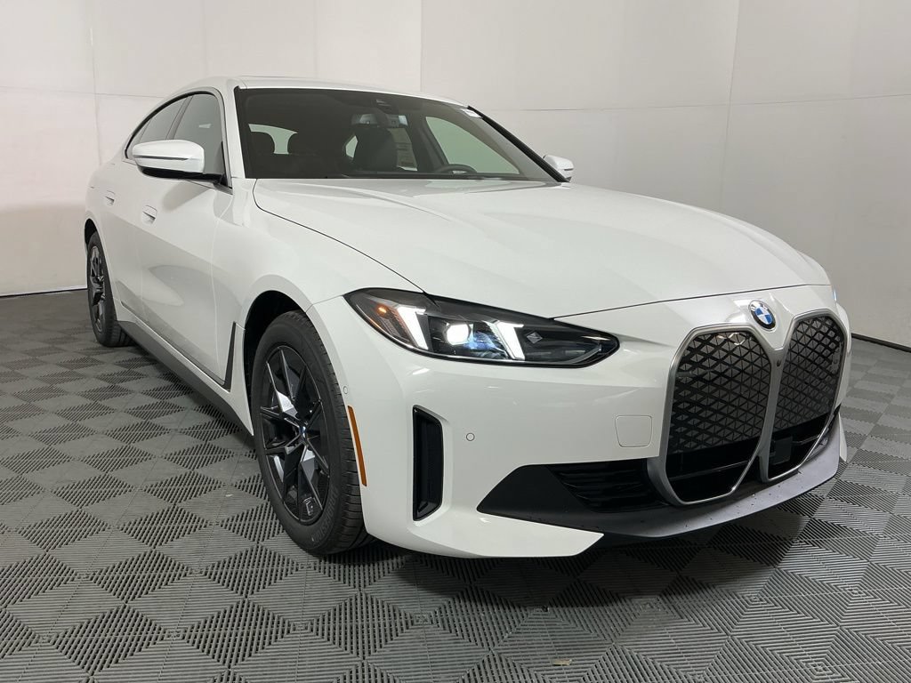 New 2026 BMW i4 eDrive40 w/ Premium Package RWD image 4