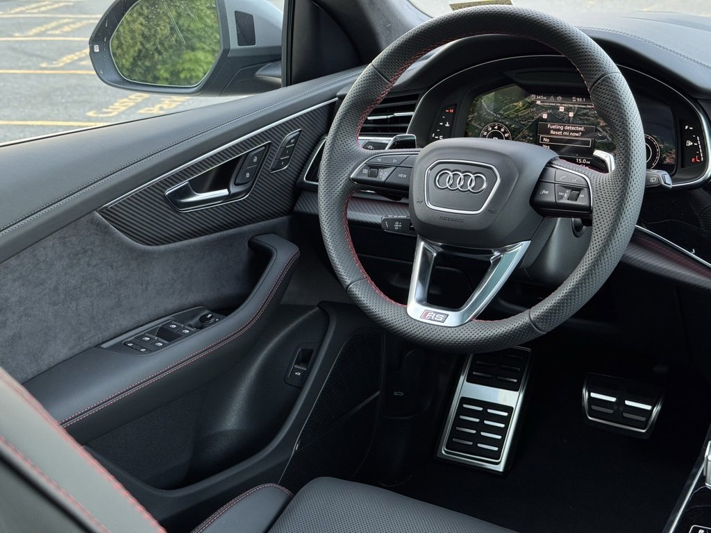 New 2025 Audi RS Q8 performance image 35