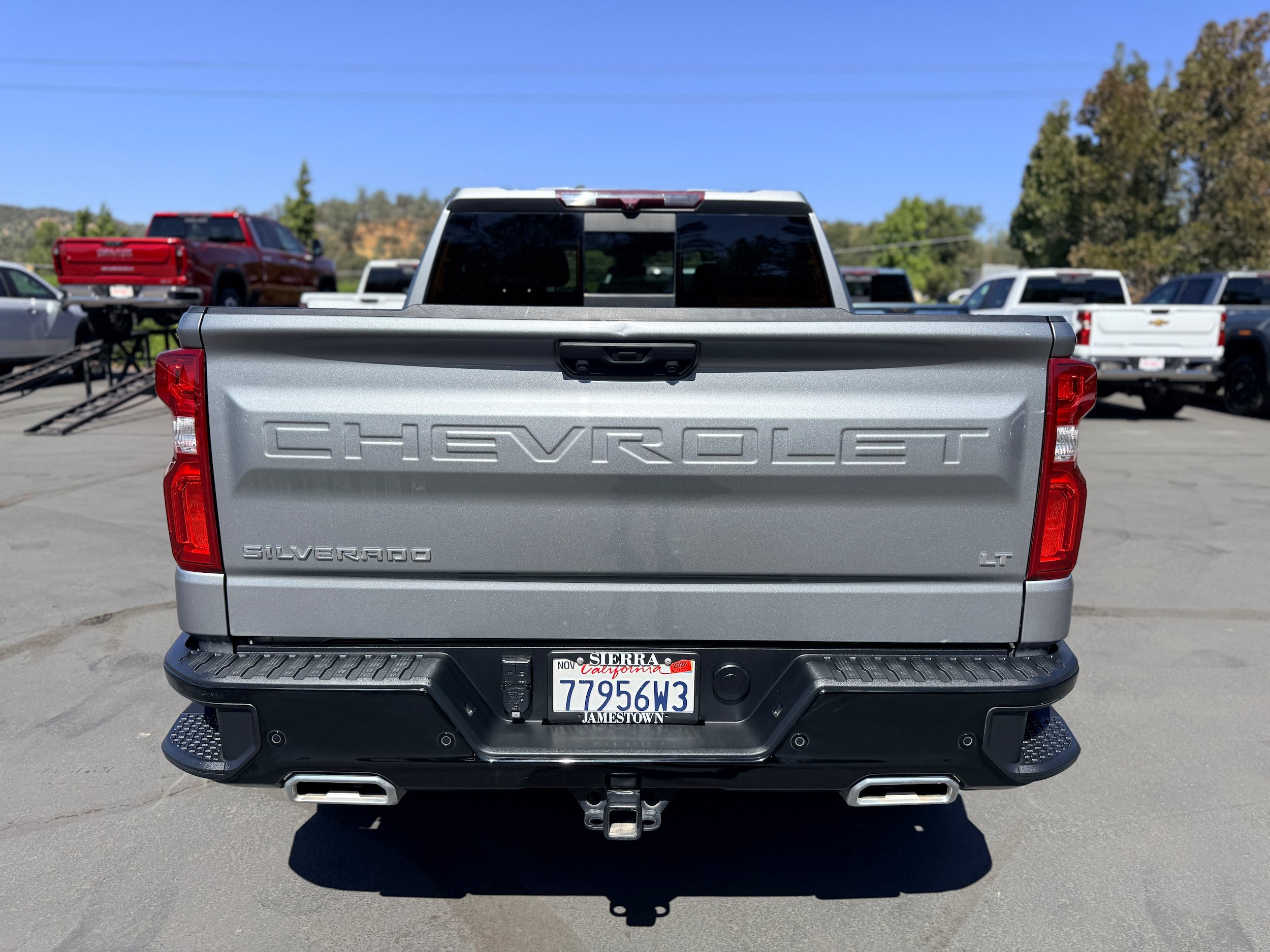 Used 2023 Chevrolet Silverado 1500 LT Trail Boss w/ LT Trail Boss Premium Package AWD/4WD image 7