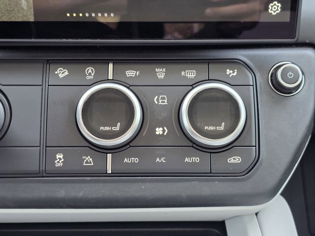 Used 2026 Land Rover Defender 110 S image 17