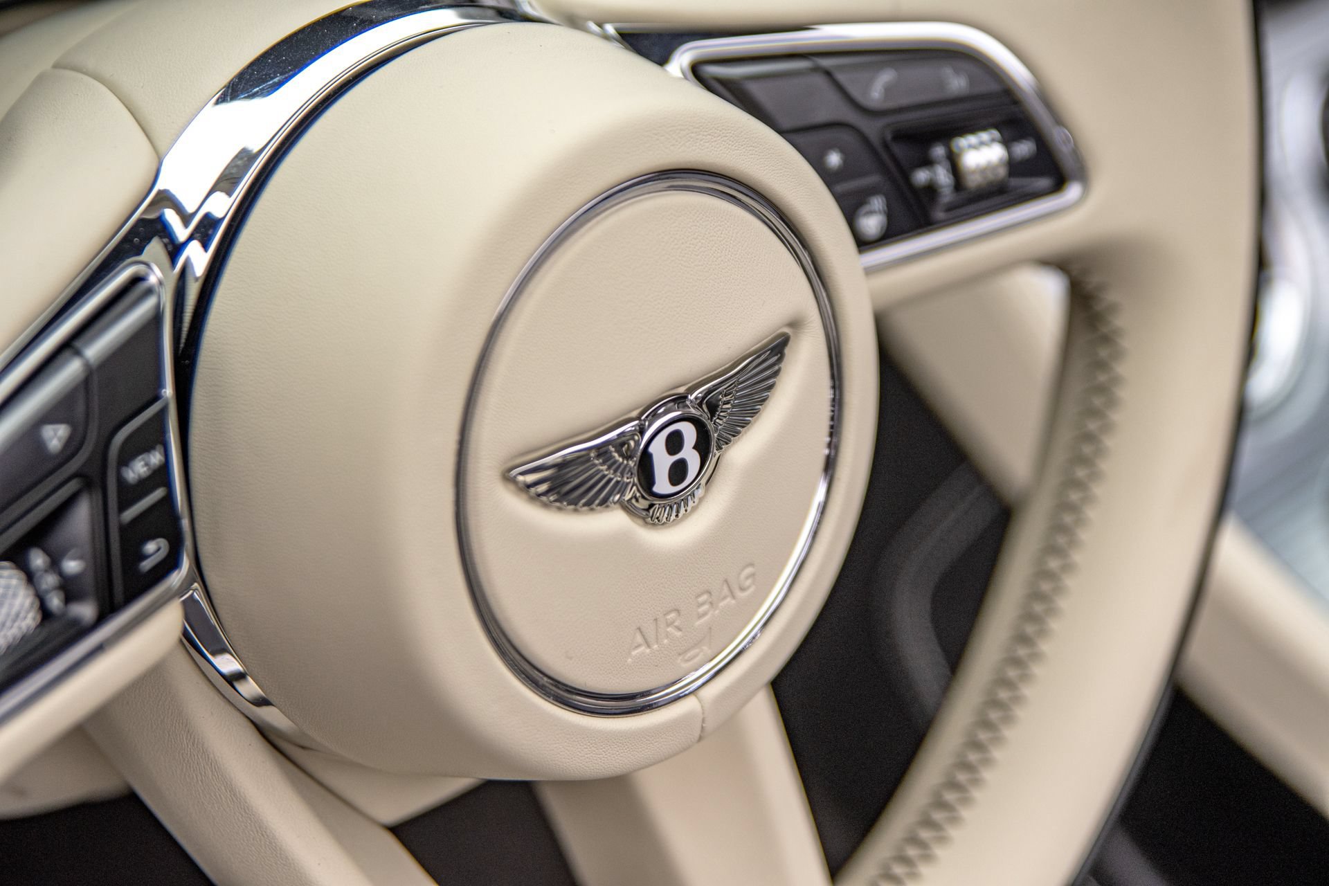 New 2026 Bentley Continental GTC AWD/4WD image 25